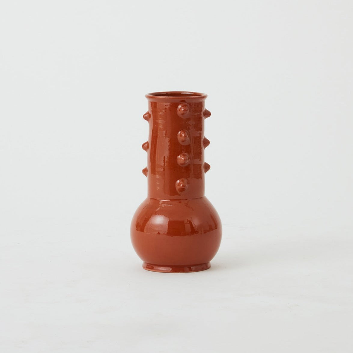 Ribbed glazed vase Brown